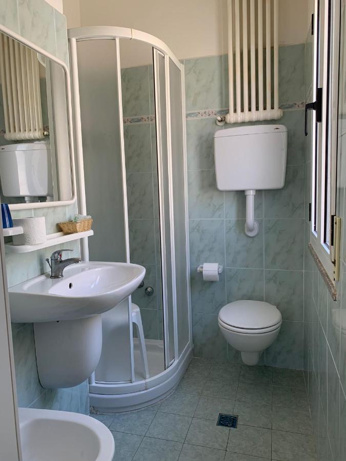 Hotel Tre Grazie Rimini Kültér fotó